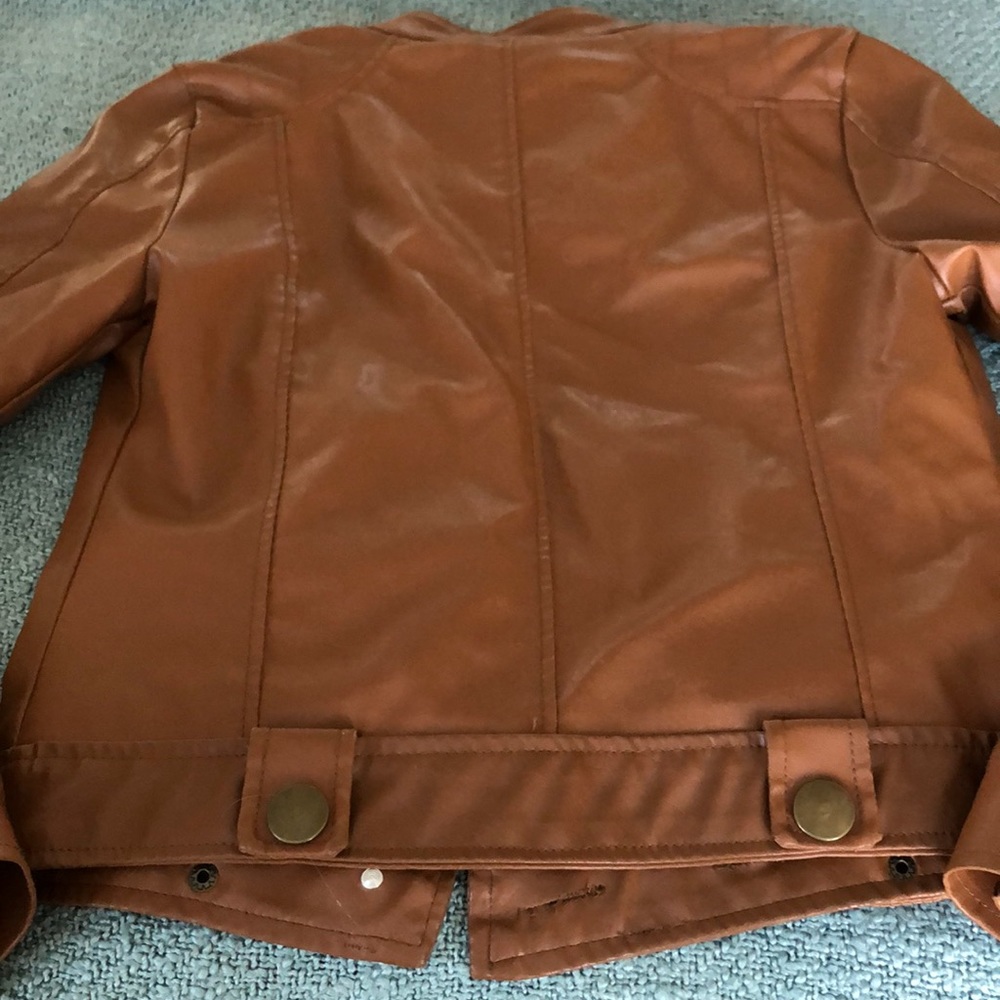 Faux leather Wet Seal camel colored jacket - Picture 3 of 4